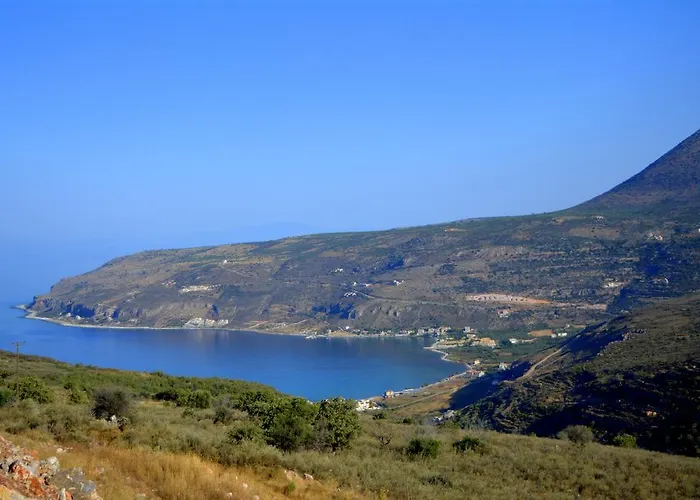 Olea Pírgos Dhiroú